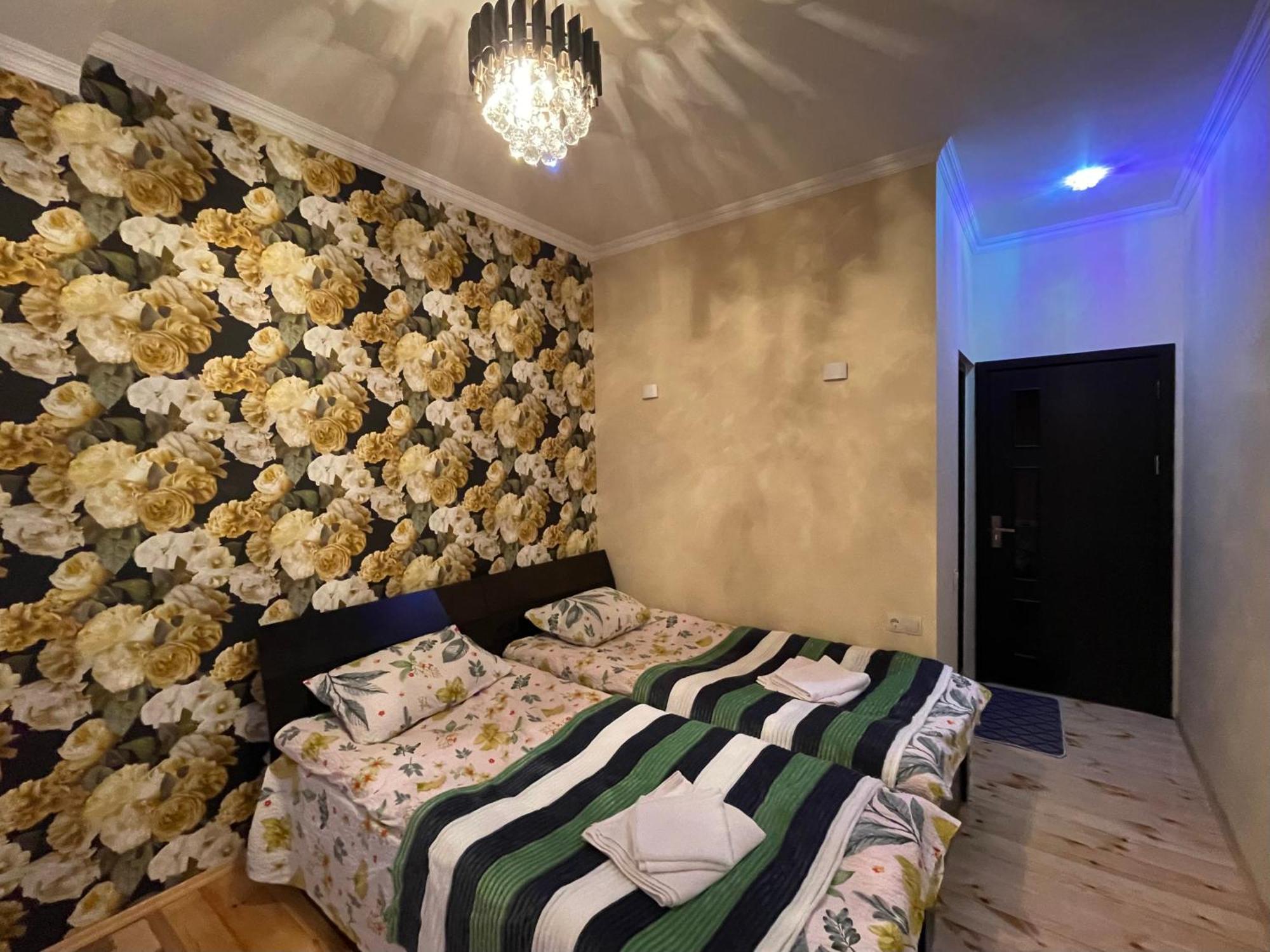 Sunny Guesthouse Kazbegi Ngoại thất bức ảnh