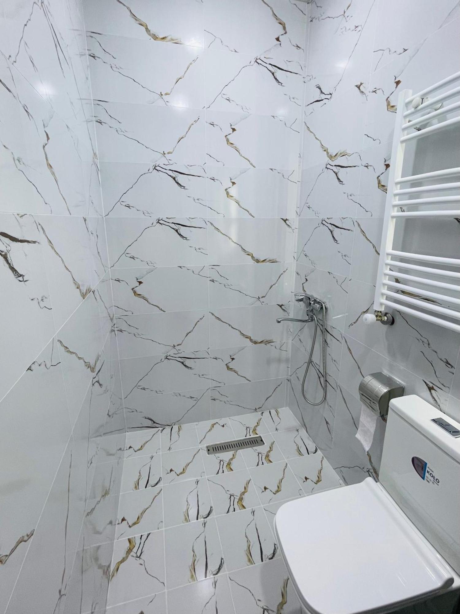 Sunny Guesthouse Kazbegi Ngoại thất bức ảnh