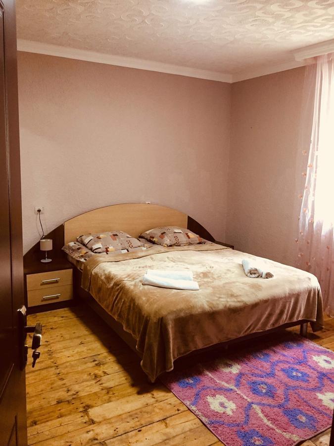 Sunny Guesthouse Kazbegi Ngoại thất bức ảnh