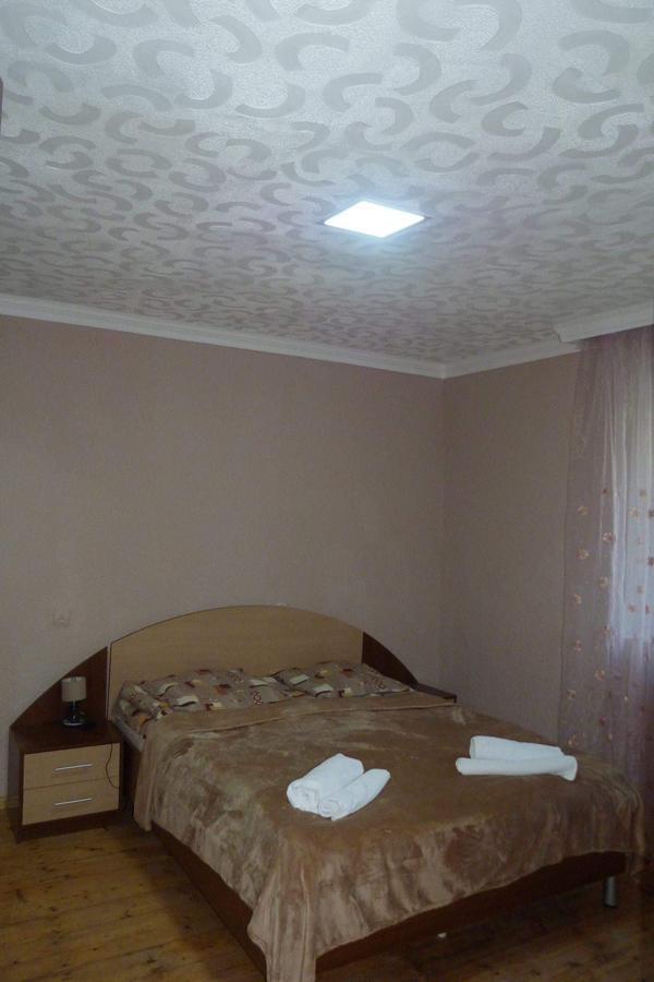 Sunny Guesthouse Kazbegi Ngoại thất bức ảnh