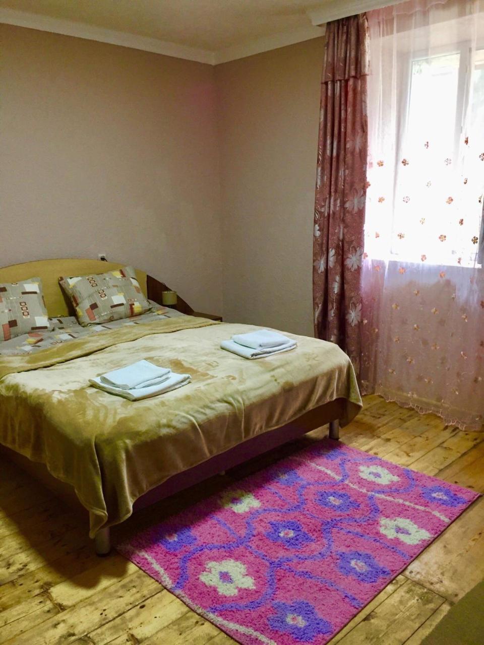 Sunny Guesthouse Kazbegi Ngoại thất bức ảnh